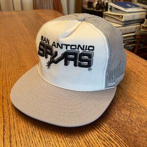 Men's Vintage San Antonio Spurs Gray/White Roped Snapback Mesh Back Trucker Hat